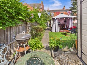 Enclosed Rear Garden- click for photo gallery